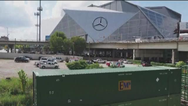 Mercedes-Benz Stadium gets high marks for fans in food, beverage service